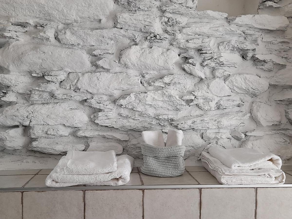 Ape Bianca - Appartamento Rosmarino Colico Bagian luar foto