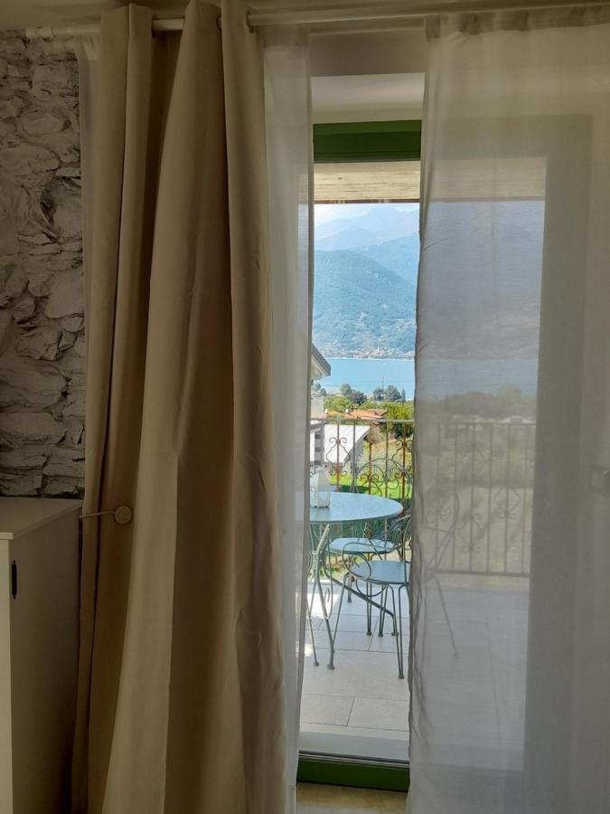 Ape Bianca - Appartamento Rosmarino Colico Bagian luar foto